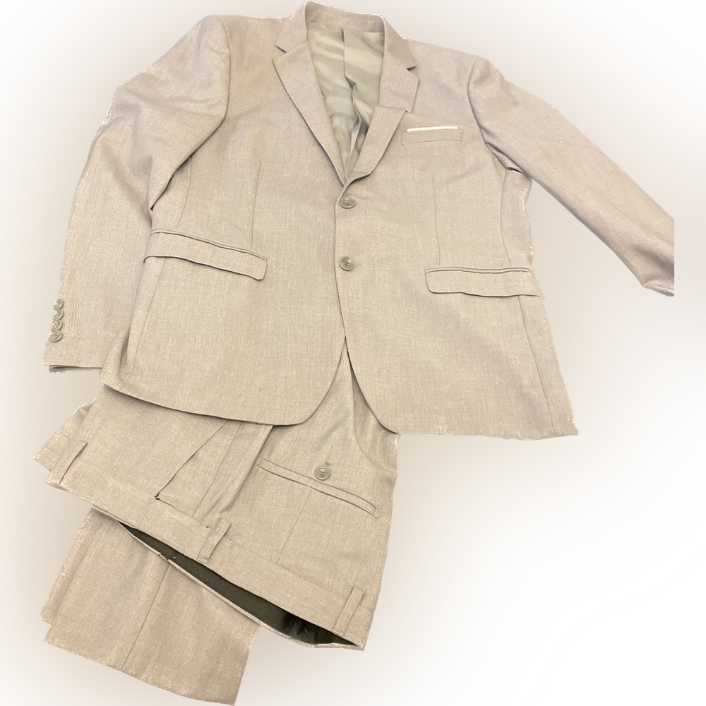 Men’s grey suit size